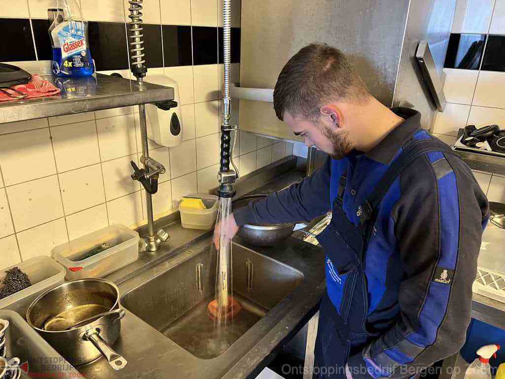 Gootsteen Ontstoppen Bergenopzoom Gootsteen Ontstoppen Bergenopzoom